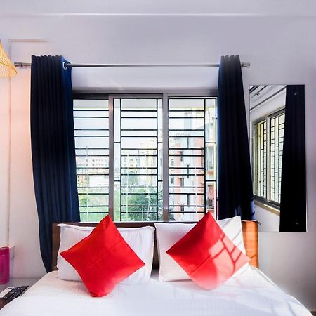 Oyo Flagship Mishika Homes Calcutta Extérieur photo